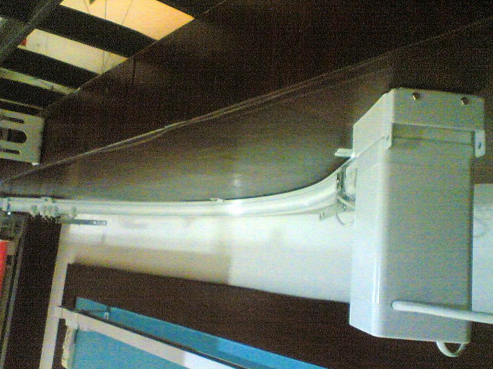 弧形可彎電動(dòng)開(kāi)合窗簾軌道