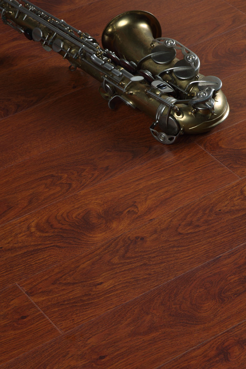 安心地板強(qiáng)勢(shì)臨江市招商！！！