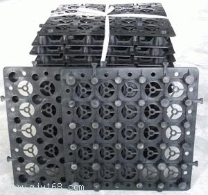 沈陽排水板、疏水板、皇菇夾層板、大連蓄排水板