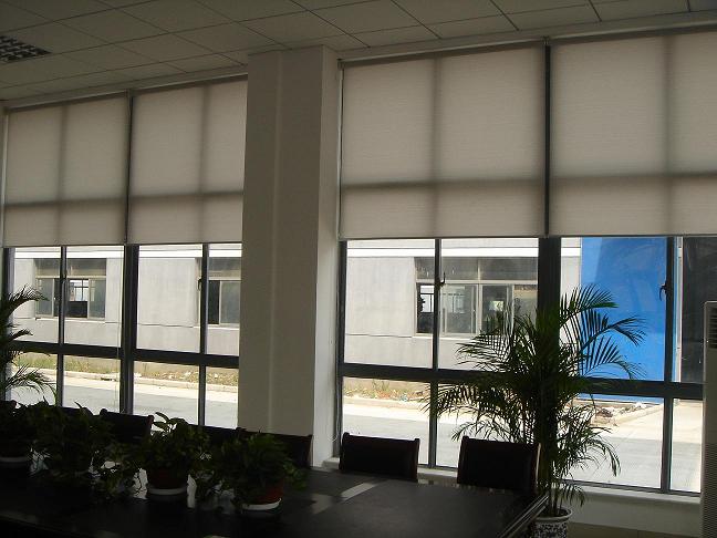 2010年3月，三一重型裝備有限公司辦公卷簾