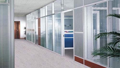 玻璃隔斷電動百葉