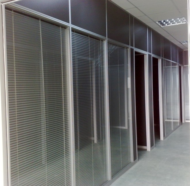 大興安嶺高隔斷鋁型材批發