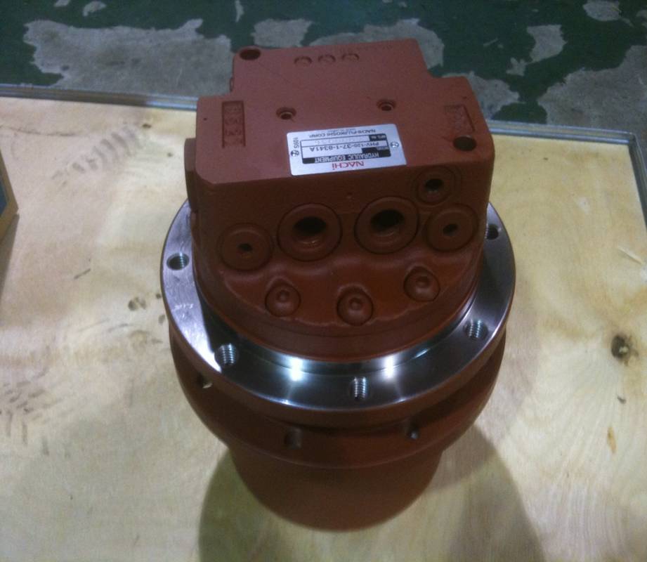 竹內挖掘機行走馬達