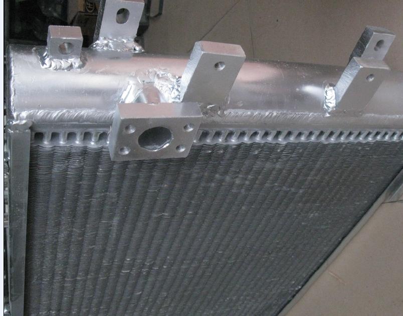 竹內挖掘機液壓油散熱器