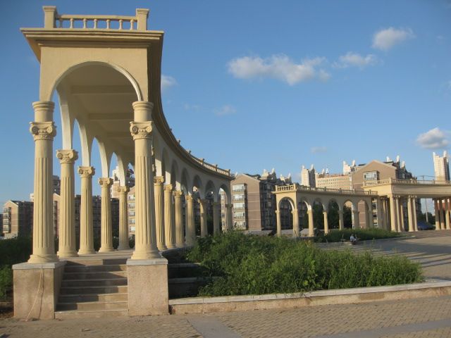 海利源GRC構件-和鴻國際柱廊工程