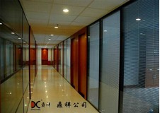 沈陽(yáng)玻璃隔斷哪家好？