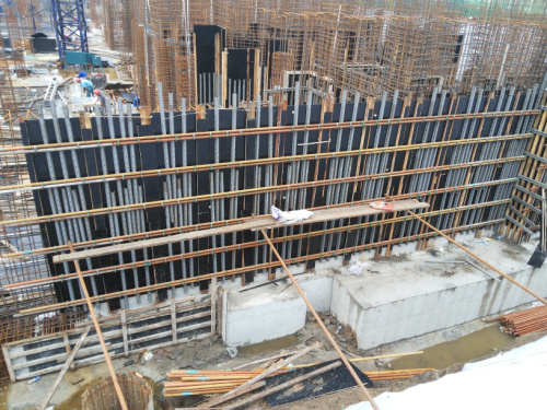 不用木方的剪力墻模板支撐節(jié)省材料