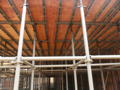 興民偉業(yè)建筑模板支撐