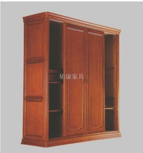 上海維修衣柜 維修衣柜滑輪 安裝衣柜隔板 衣柜掛衣桿