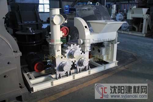 FTG粉體包覆式改性機設備，甲浦瑞新型高效改性機