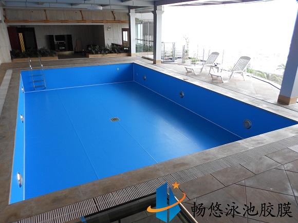 桂林漓江大瀑布飯店總統套房泳池膠膜工程