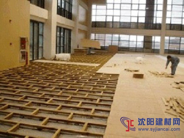 北京石景山運(yùn)動(dòng)木地板價(jià)格  籃球場(chǎng)木地板報(bào)價(jià)