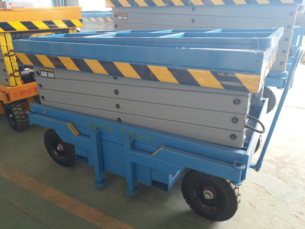 龍豪液壓升降平臺