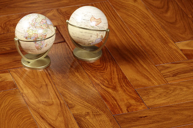 圣達地板本真實木系列：亞花梨—月光寶盒