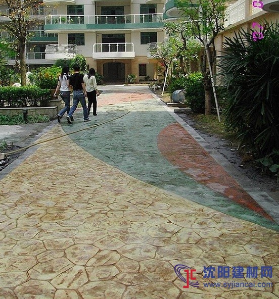 聊城壓模地坪材料價格