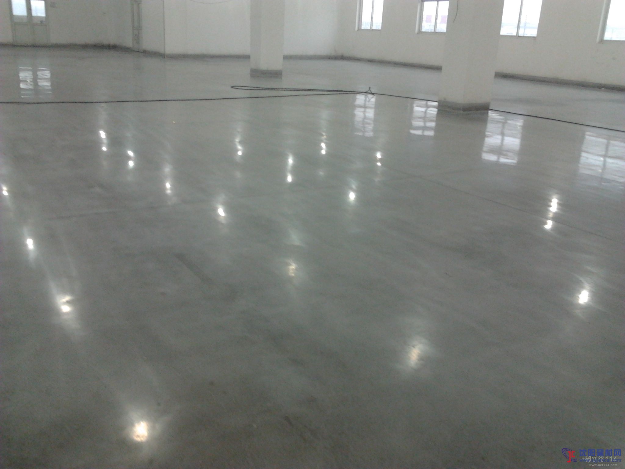 停車場高品質密封固化地面造價