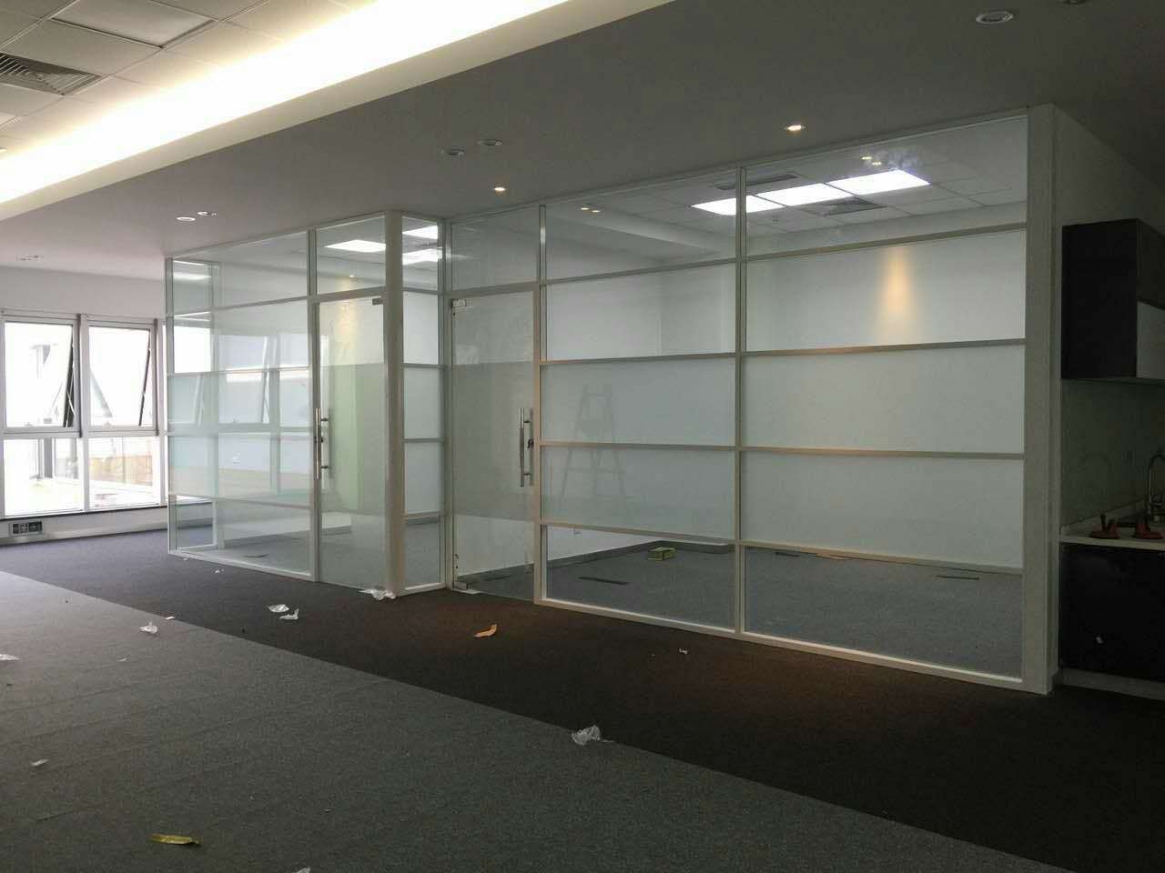 調(diào)光變色玻璃，調(diào)光玻璃價(jià)格，沈陽調(diào)光玻璃廠家