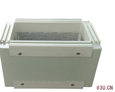 彩鋼交織纖維增強酚醛復合保溫板